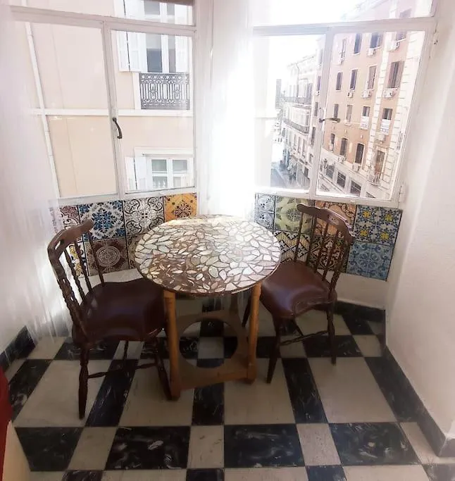 Vintage Flat Malaga Apartment