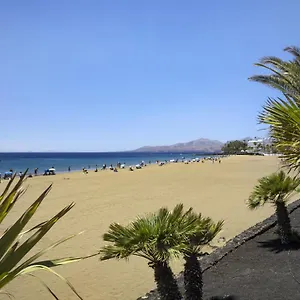 tagoror-2-great-location-beach-apparment.in-canary-islands.com/